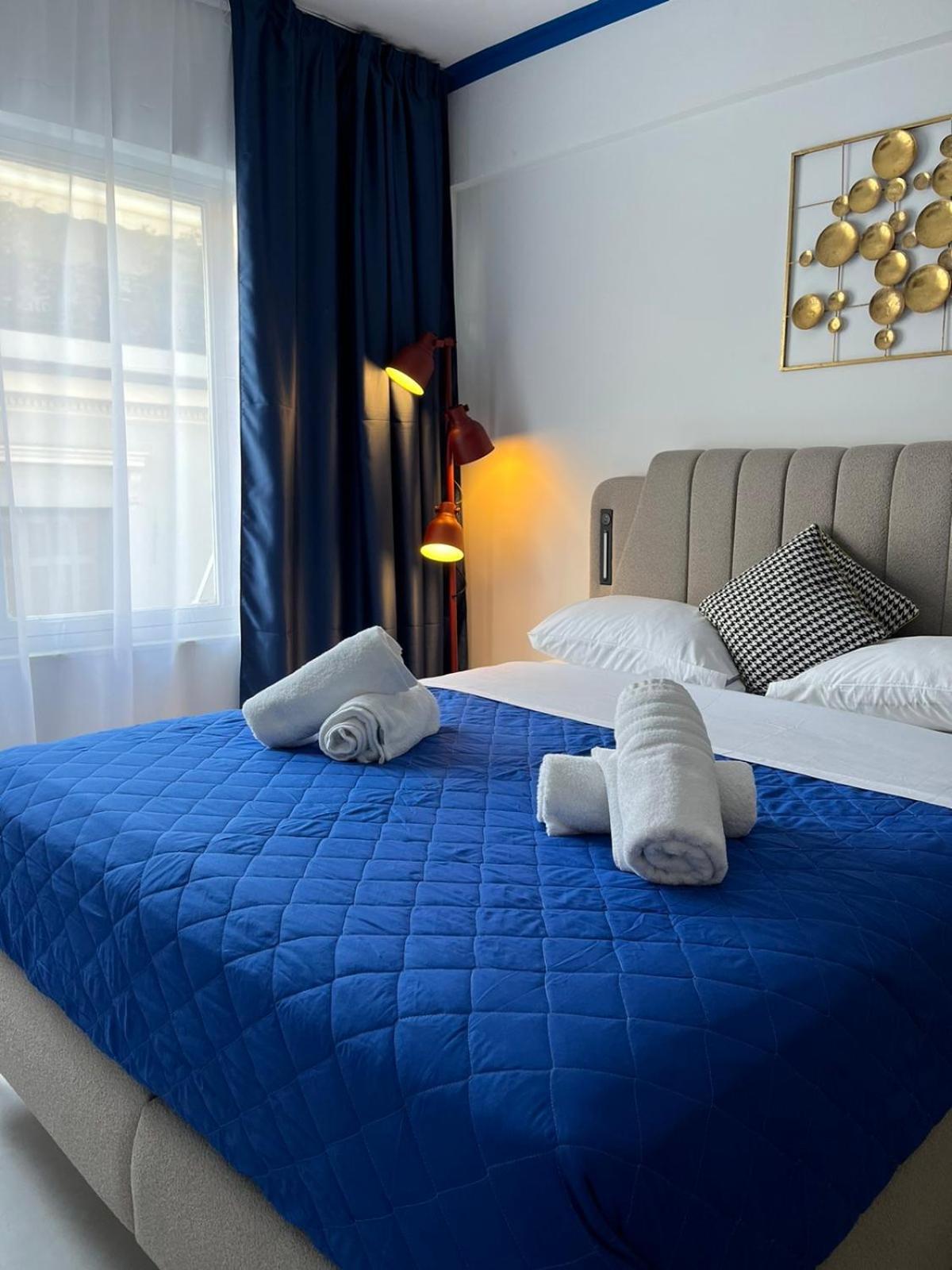 Syntagma Plaka Suite By Zeussuites Ateny Zewnętrze zdjęcie
